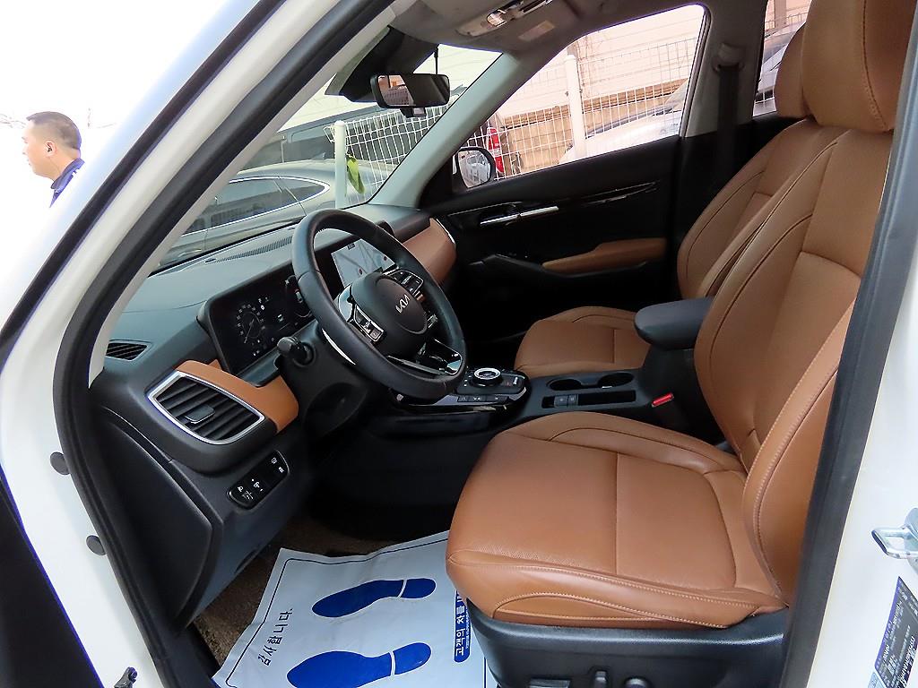 KIA Seltos - Vista 5