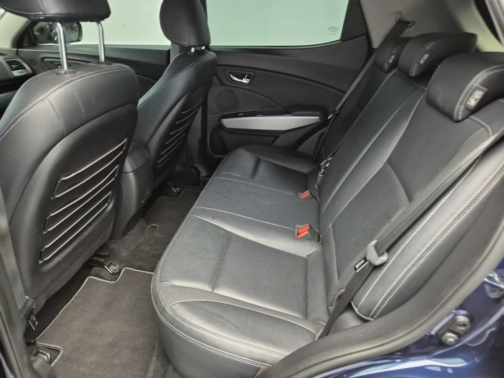 Ssangyong Tivoli - Vista 10