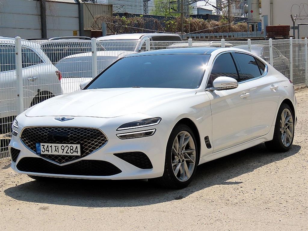 Genesis G70 - Vista 2