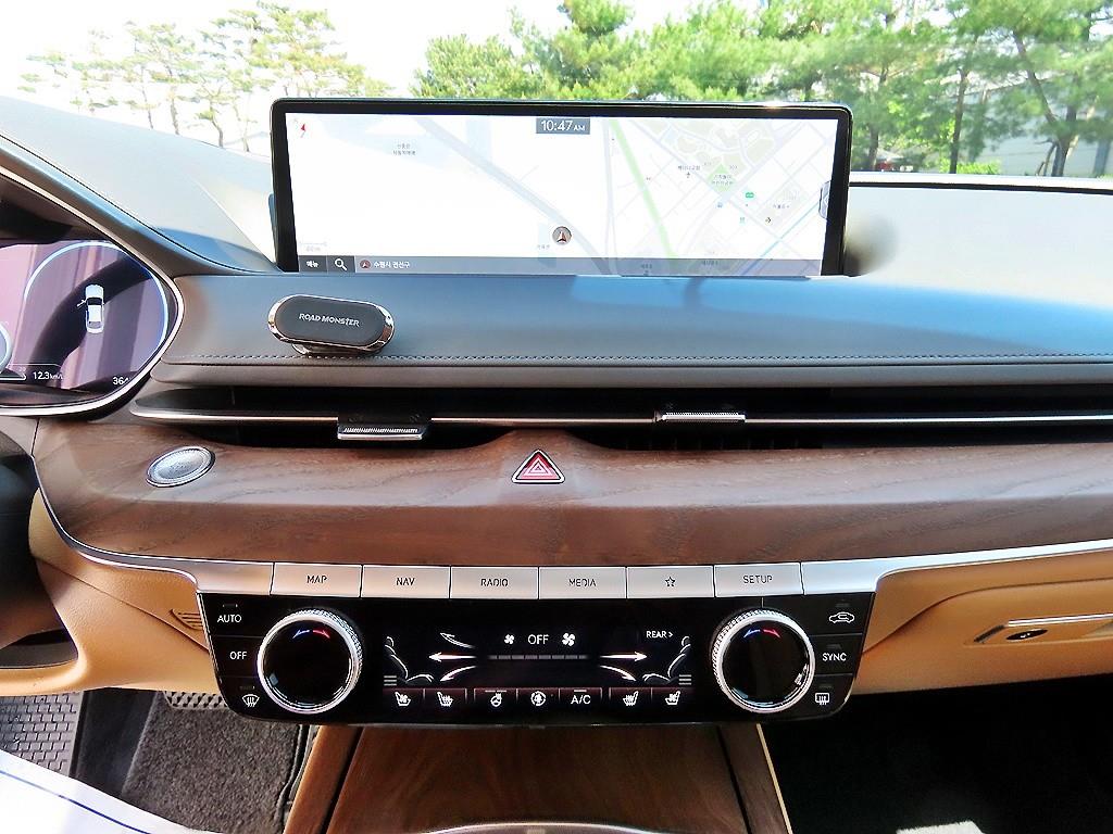 Genesis G80 - Vista 12