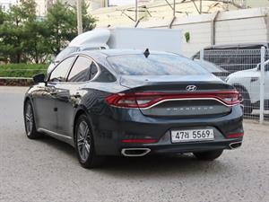HYUNDAI Grandeur - Vista 6
