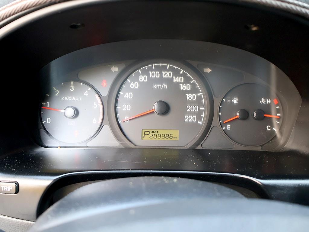 HYUNDAI Starex - Vista 11