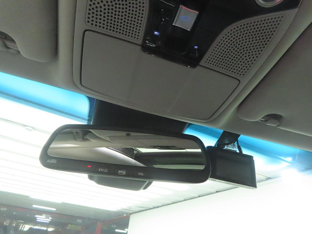 HYUNDAI Grandeur - Vista 12