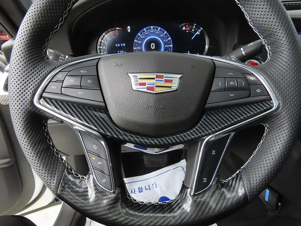 Cadillac CT6 - Vista 11