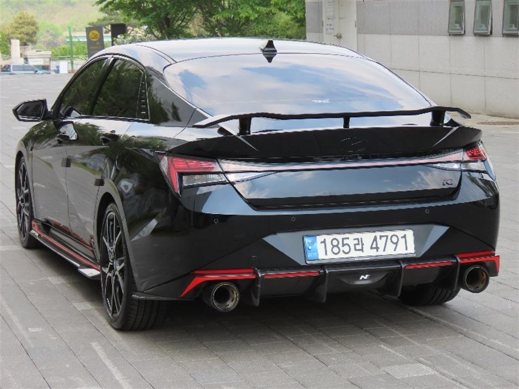 HYUNDAI Avante - Vista 7