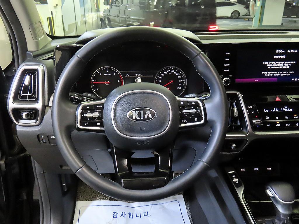 KIA Sorento - Vista 8