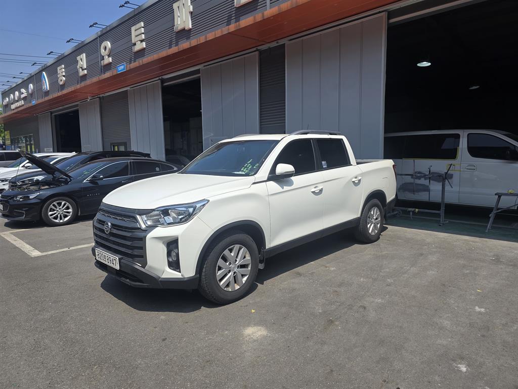 Ssangyong Rexton - Vista 3