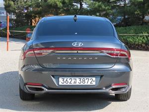 HYUNDAI Grandeur - Vista 8