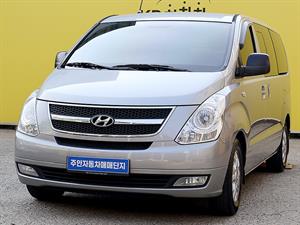 HYUNDAI Starex - Vista 4