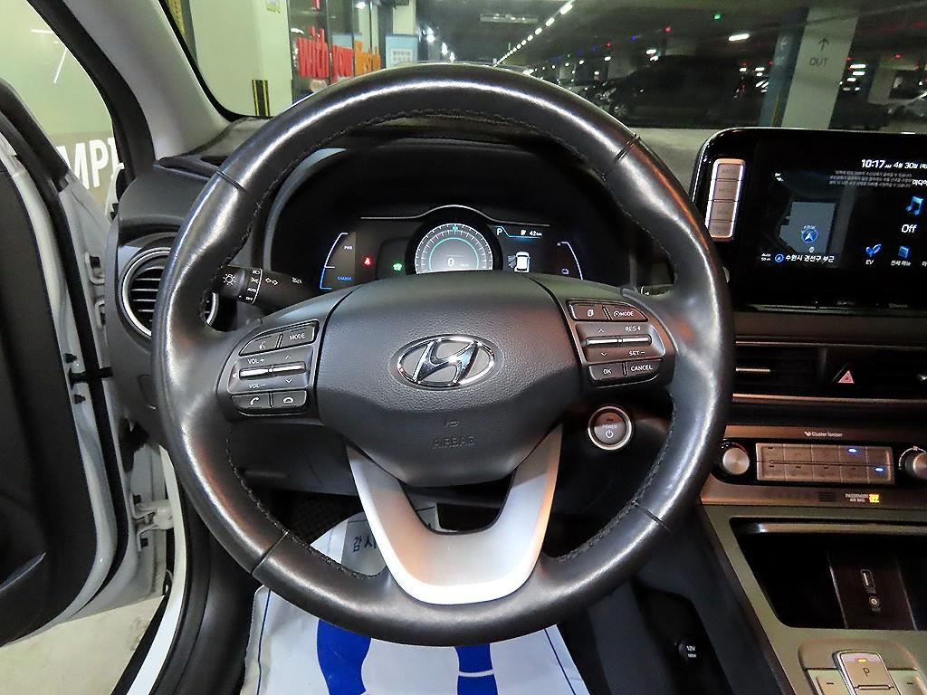 HYUNDAI Kona - Vista 8
