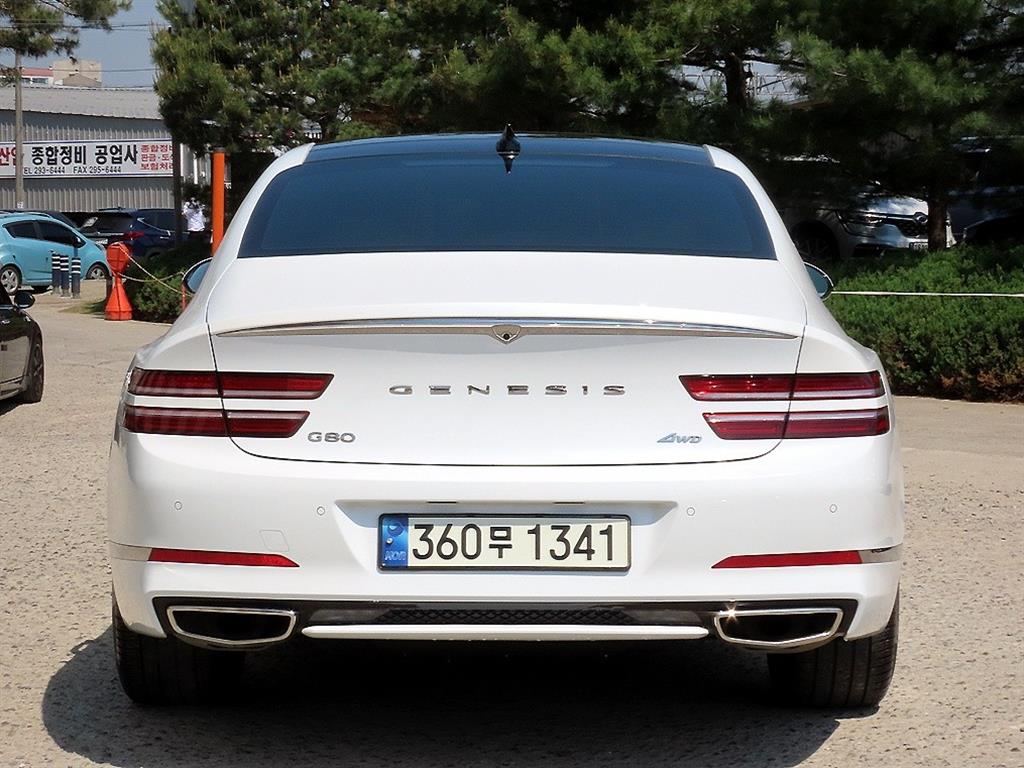 Genesis G80 - Vista 4