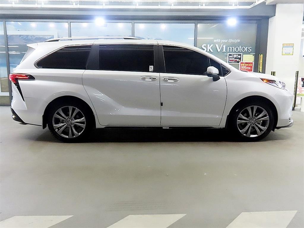 Toyota Siena - Vista 3