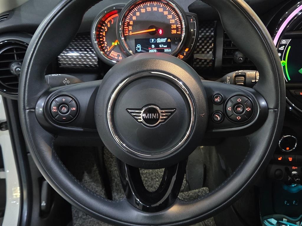 Mini Cooper - Vista 9