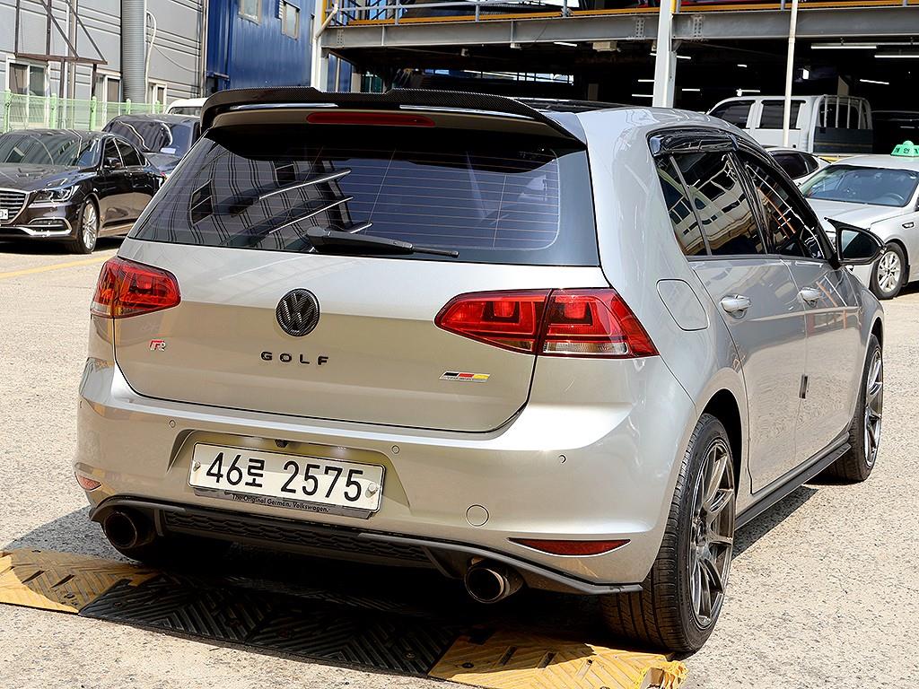 Volkswagen Golf - Vista 7