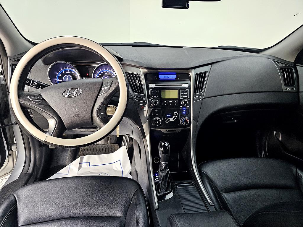 HYUNDAI Sonata - Vista 5