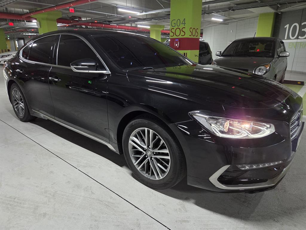 HYUNDAI Grandeur - Vista 2
