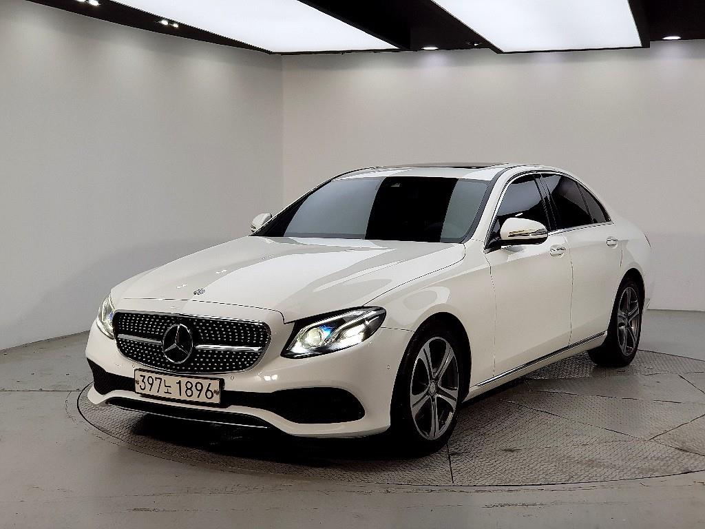 Mercedes Benz E class 2017 Blanco - Importación desde Corea - HF Imports Iquique - Foto 1