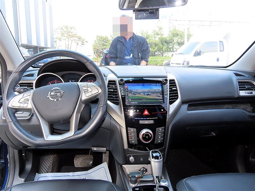 Ssangyong Tivoli - Vista 7