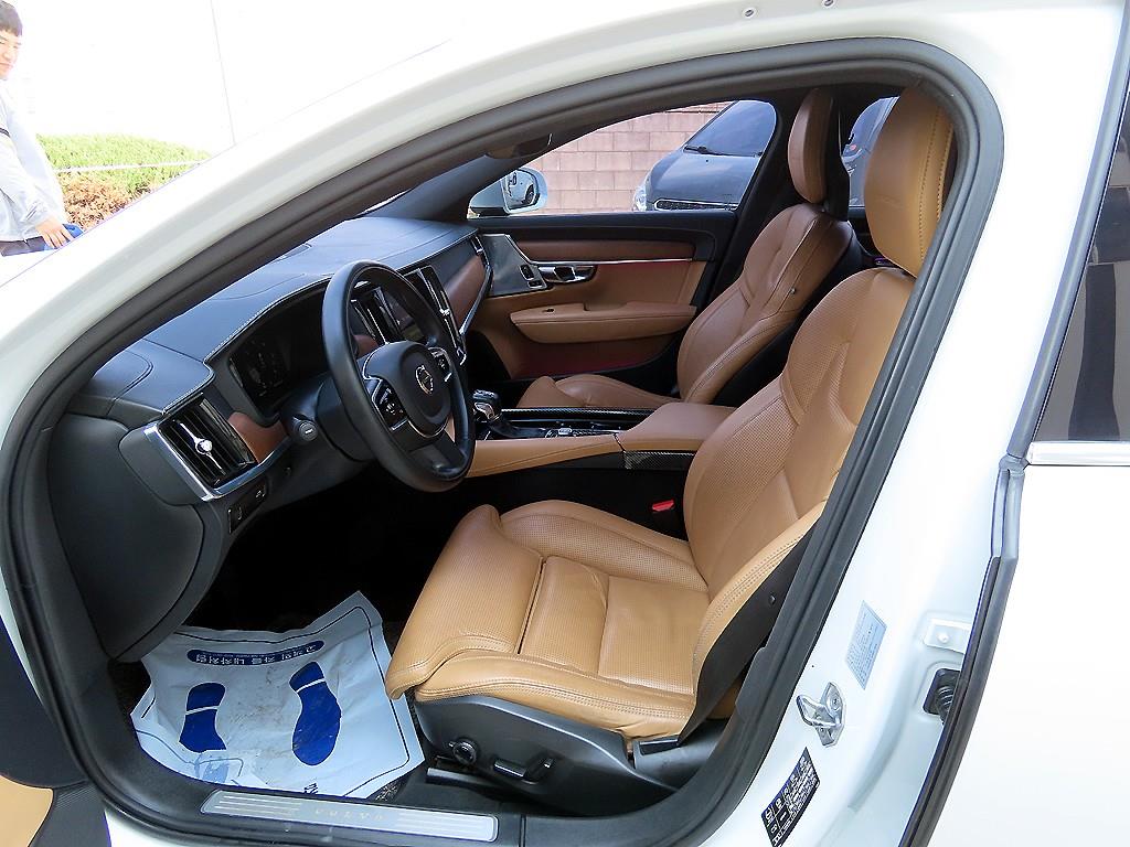 Volvo S90 - Vista 5