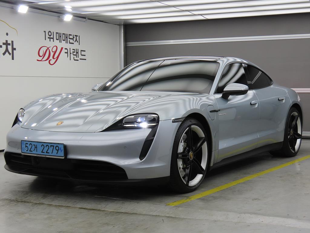 Porsche Taycan 2022 Plateado - Importación desde Corea - HF Imports Iquique - Foto 1