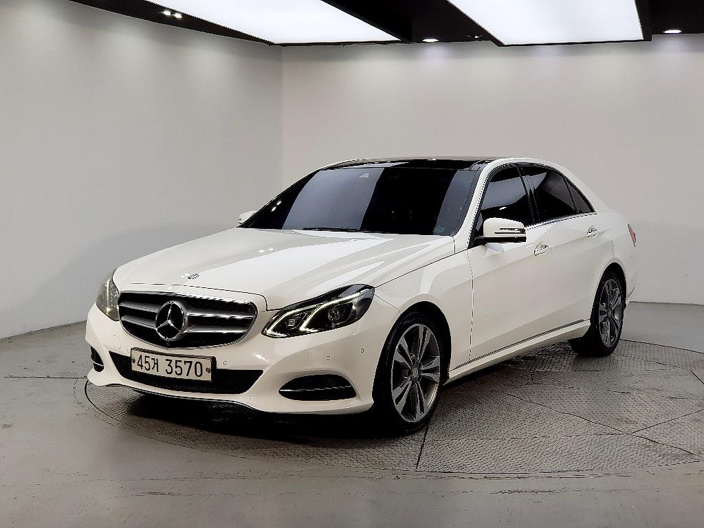 Mercedes Benz E class 2016 Blanco - Importación desde Corea - HF Imports Iquique - Foto 1