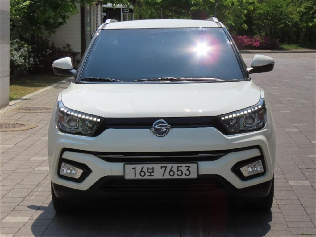 Ssangyong Tivoli 2018 Blanco - Importación desde Corea - HF Imports Iquique - Foto 1