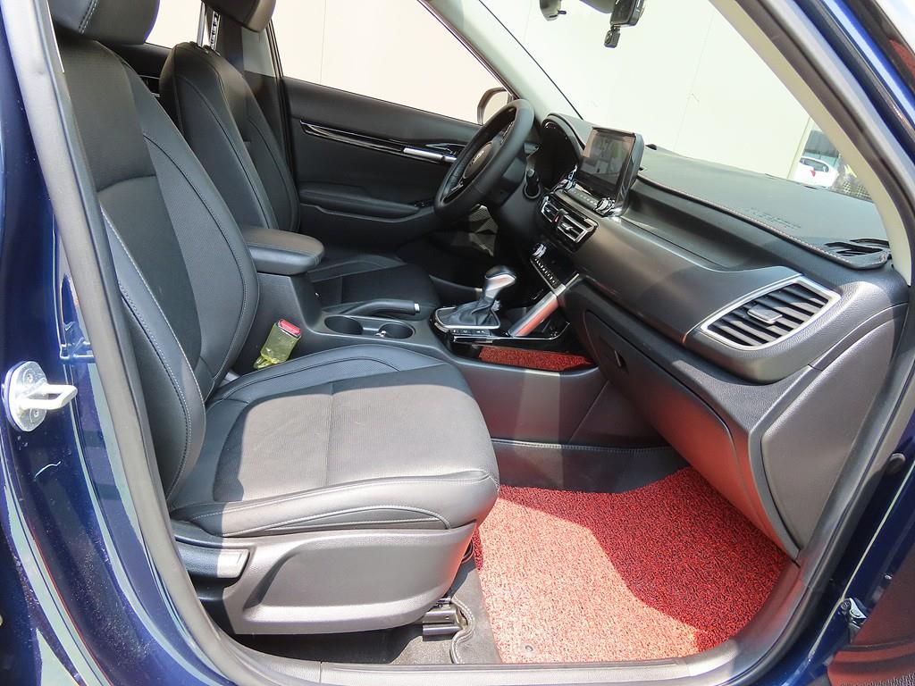 KIA Seltos - Vista 12