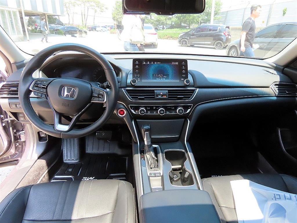 Honda Accord - Vista 7
