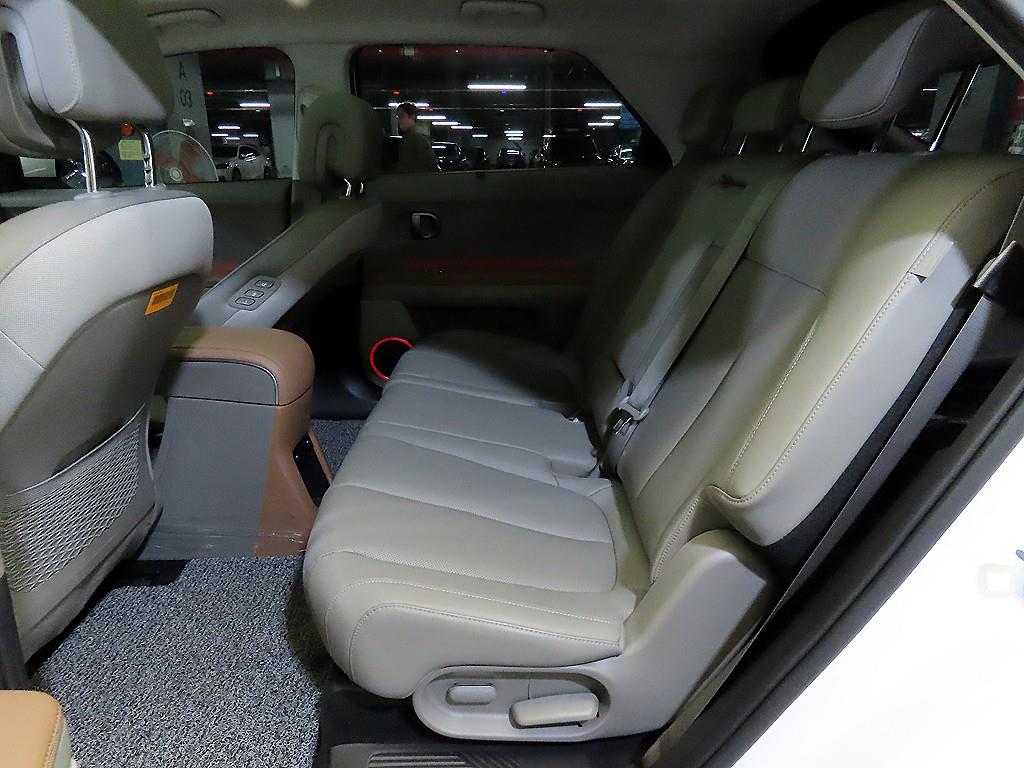 HYUNDAI Ioniq 5 - Vista 7