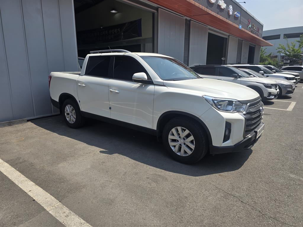 Ssangyong Rexton 2022 Blanco - Importación desde Corea - HF Imports Iquique - Foto 1