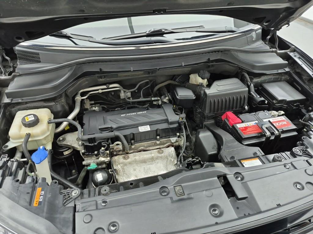 Ssangyong Tivoli - Vista 6