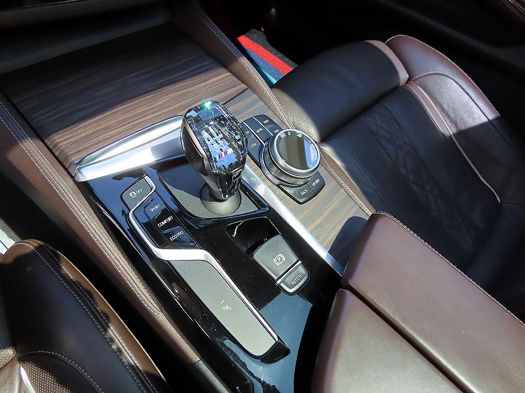 BMW 5 Series - Vista 11