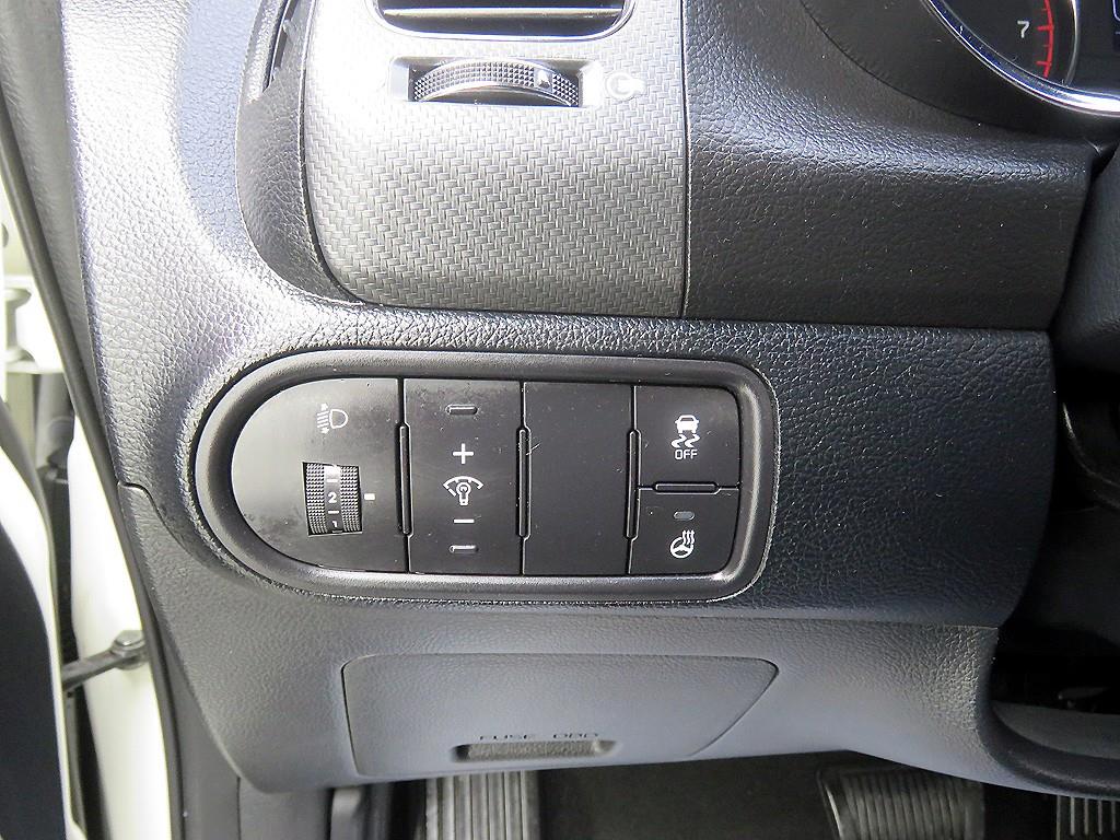 KIA K3 - Vista 8