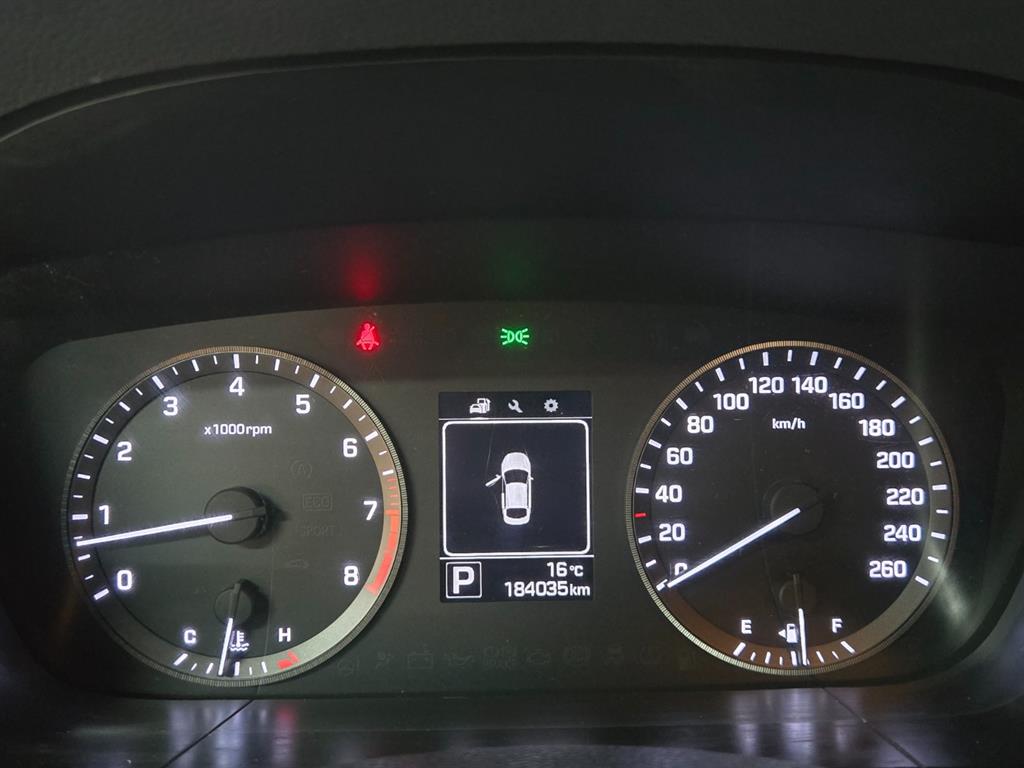 HYUNDAI Sonata - Vista 9