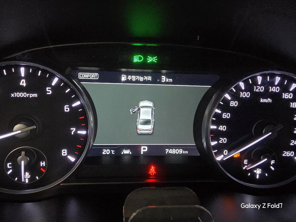 KIA K9 - Vista 8