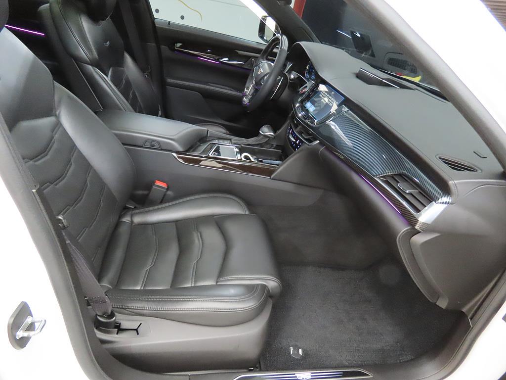 Cadillac CT6 - Vista 9