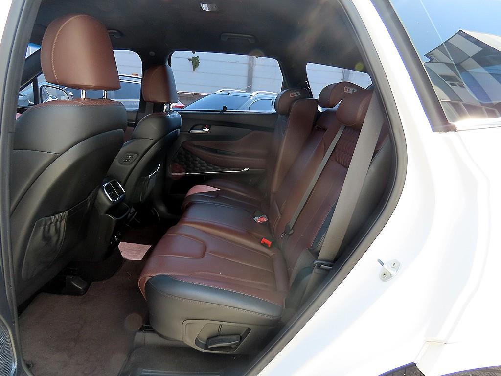 HYUNDAI Santa Fe - Vista 6