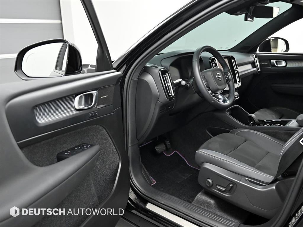 Volvo XC40 - Vista 9
