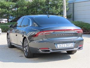 HYUNDAI Grandeur - Vista 6