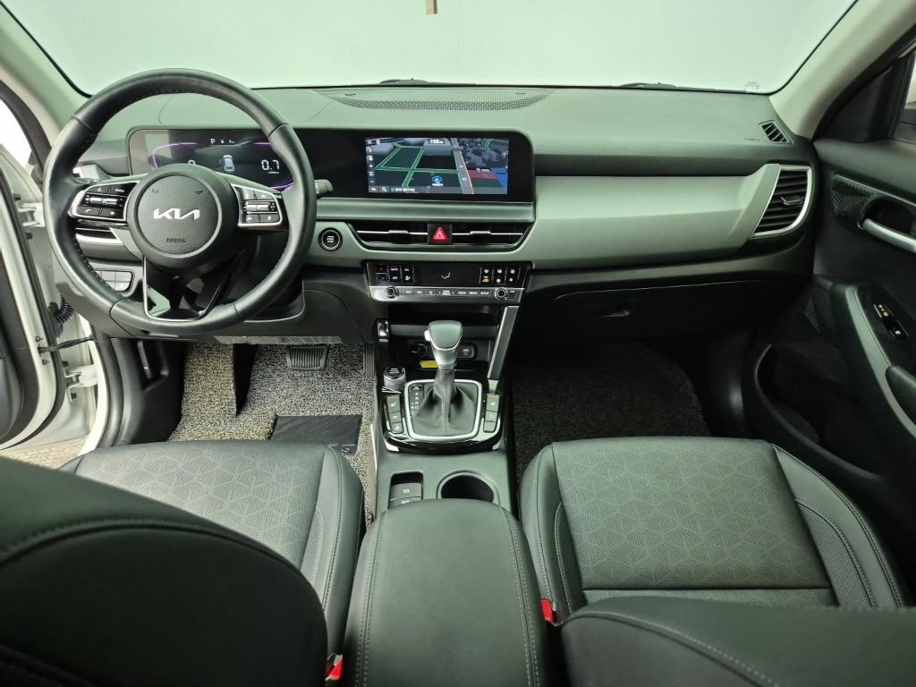 KIA Seltos - Vista 5