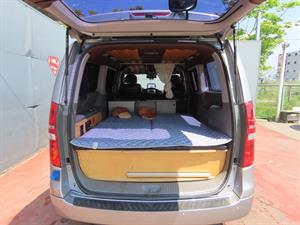 HYUNDAI Starex - Vista 10