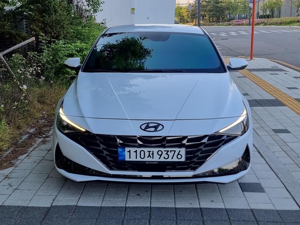 HYUNDAI Avante 2023 Blanco - Importación desde Corea - HF Imports Iquique - Foto 1