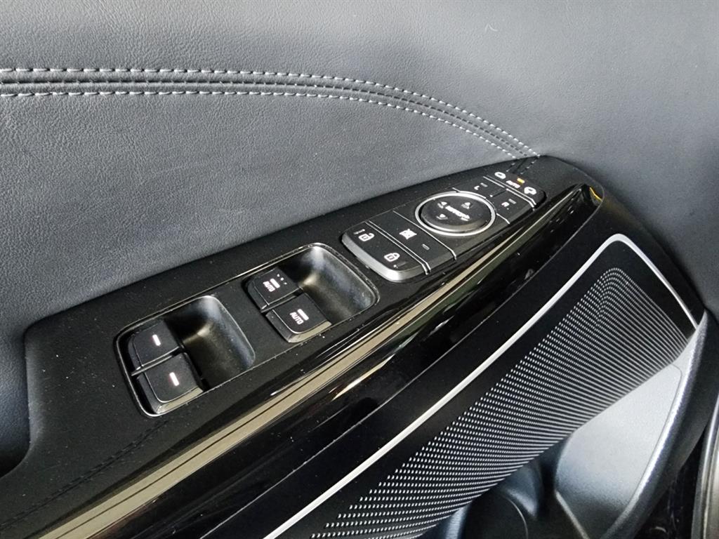 KIA K7 - Vista 9