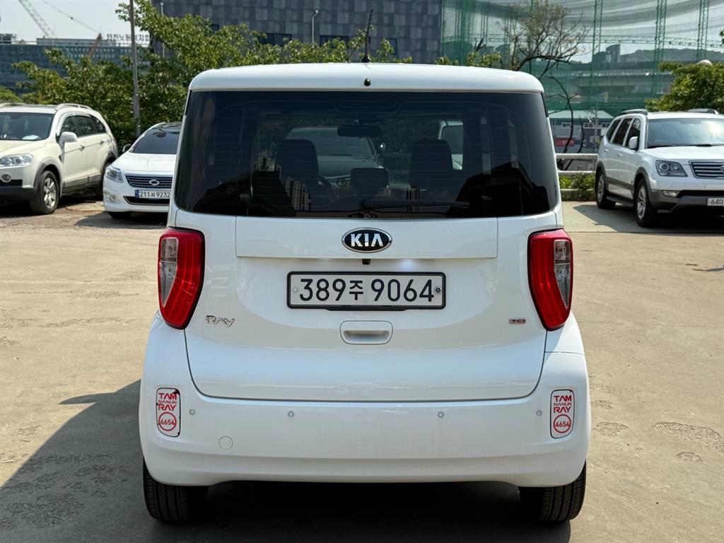 KIA Ray - Vista 4