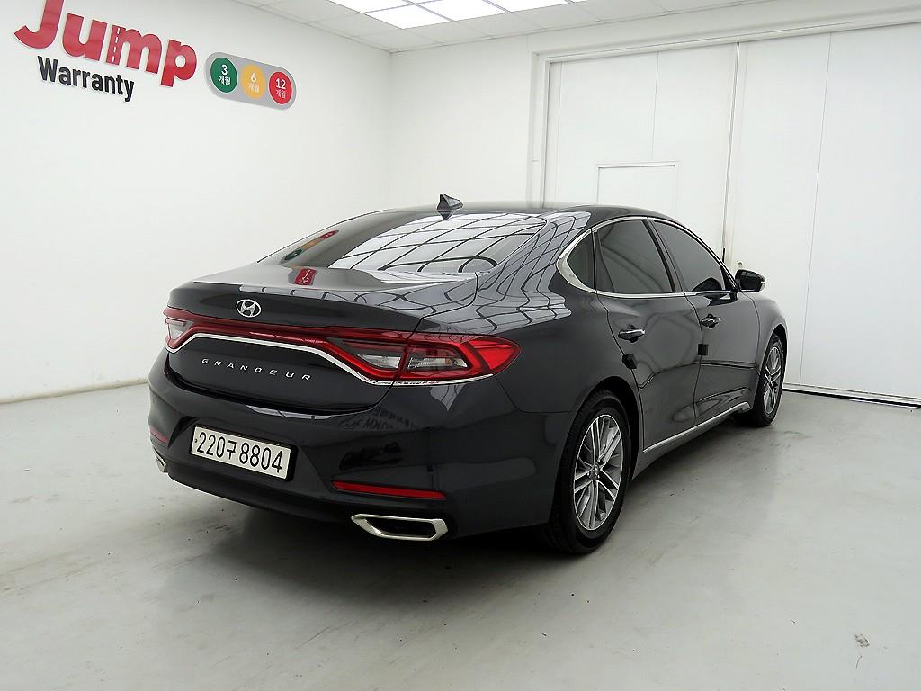 HYUNDAI Grandeur - Vista 4