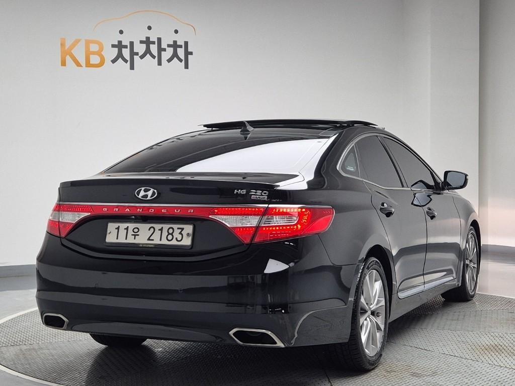 HYUNDAI Grandeur - Vista 3