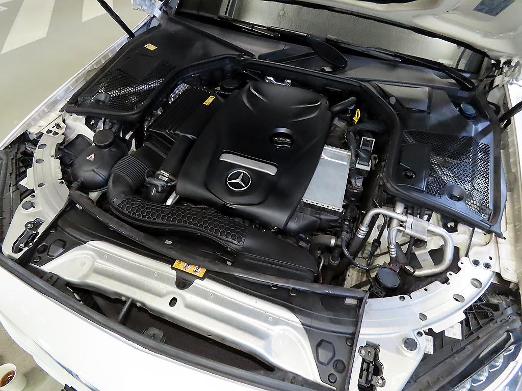 Mercedes Benz C Class 2016 Blanco - Importación desde Corea - HF Imports Iquique - Foto 19