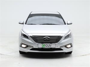 HYUNDAI Sonata - Vista 4