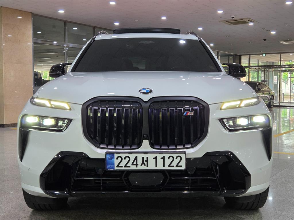BMW X7 - Vista 2