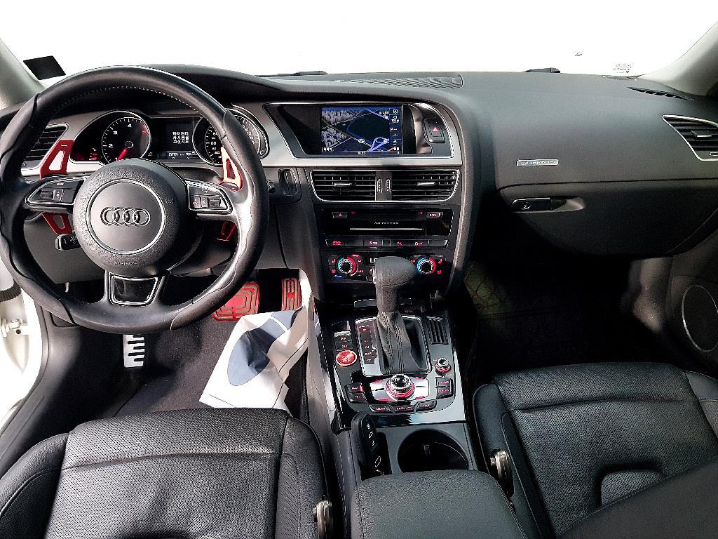 Audi A5 - Vista 5